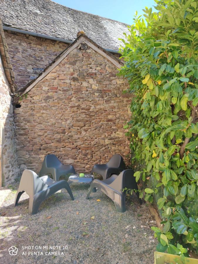 Les Gites De La Bouldoire Renaissance Rignac  Kültér fotó